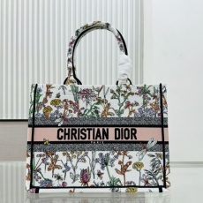 Christian Dior Shopping Bags